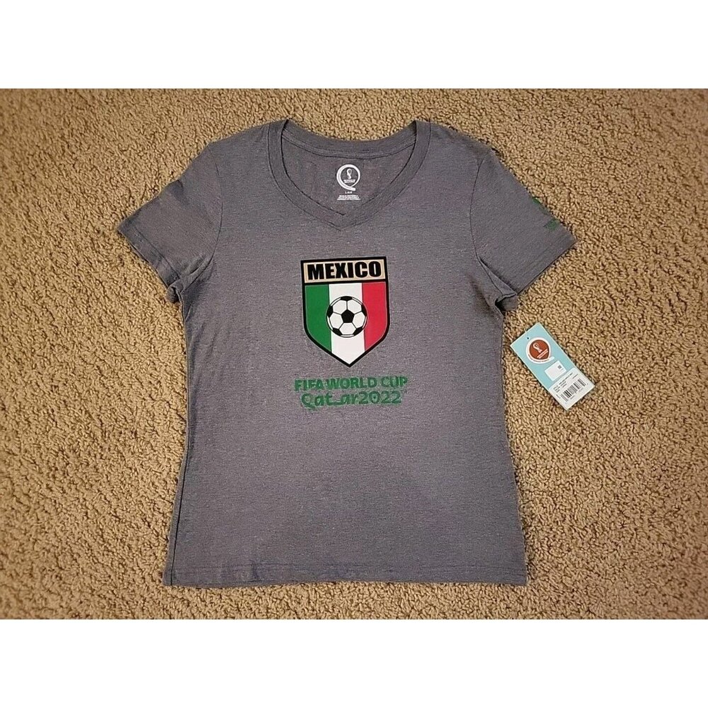 FIFA World Cup Soccer 2022 Qatar Official License Mexico T-Shirt - Size L - Grey